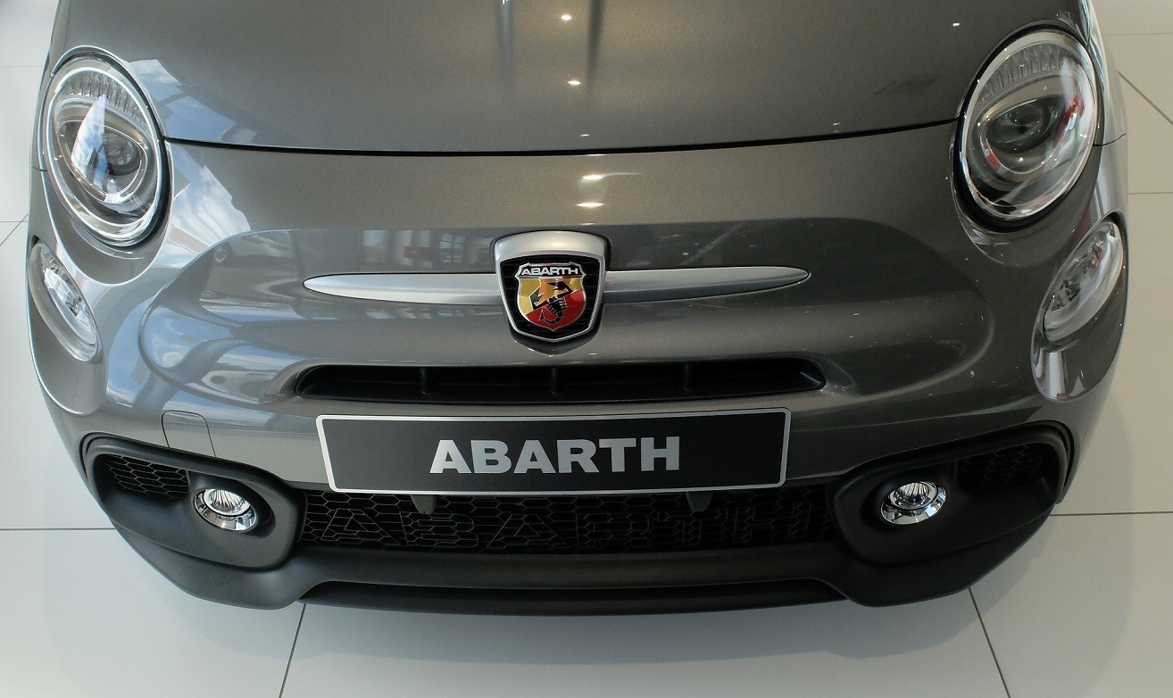 ITALIAN AUTO PARTS many sparts for your Abarth , Alfa Romeo , Fiat or Lancia